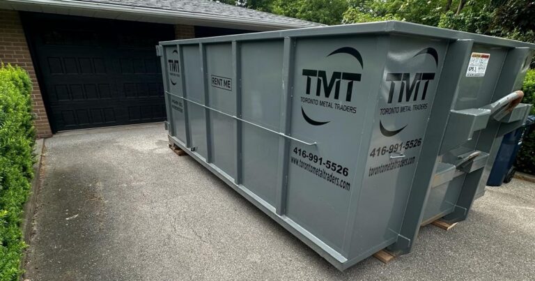 Toronto Metal Traders bin rental delivered on a Richmond Hill driveway